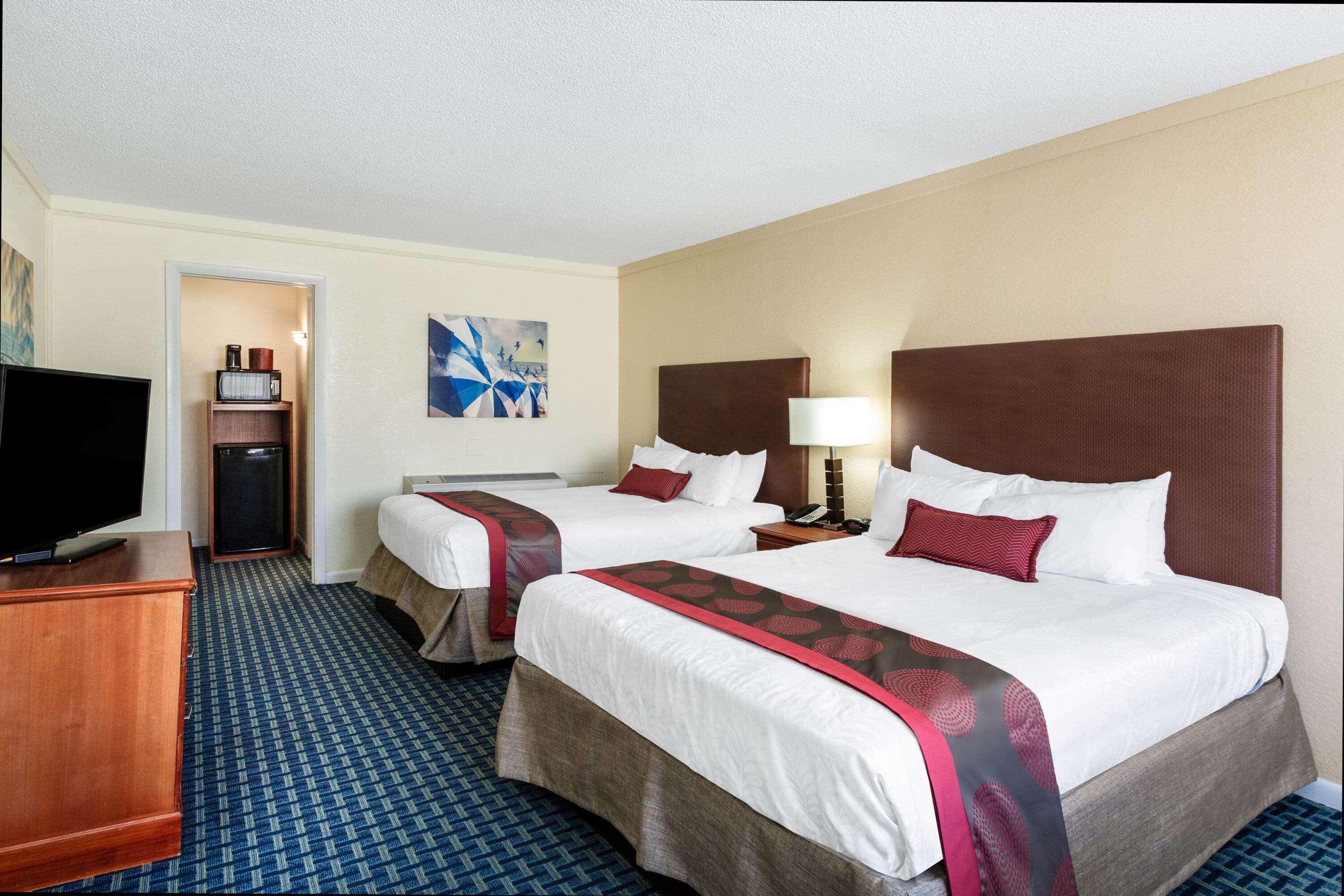 Ramada By Wyndham Virginia Beach Exteriör bild